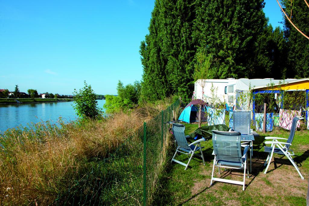 Camping International De Maisons-Laffitte Hotel Bagian luar foto