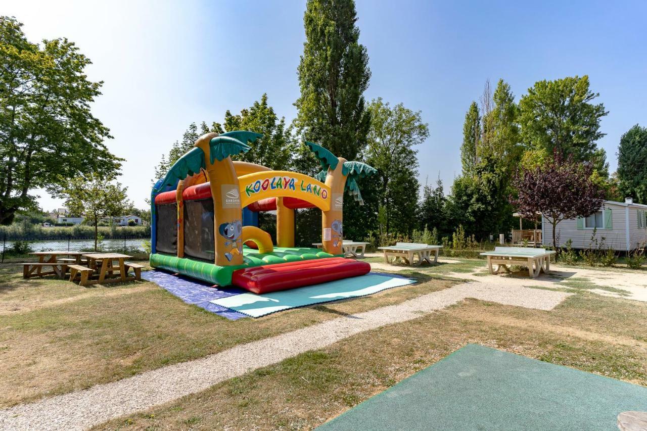 Camping International De Maisons-Laffitte Hotel Bagian luar foto