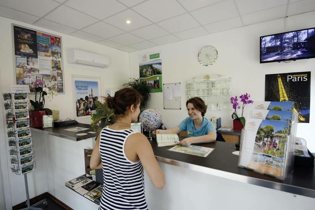Camping International De Maisons-Laffitte Hotel Bagian luar foto